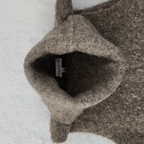 Aritzia Community Plutarch Wool yak blend Turtleneck sweater size S - Picture 6 of 10